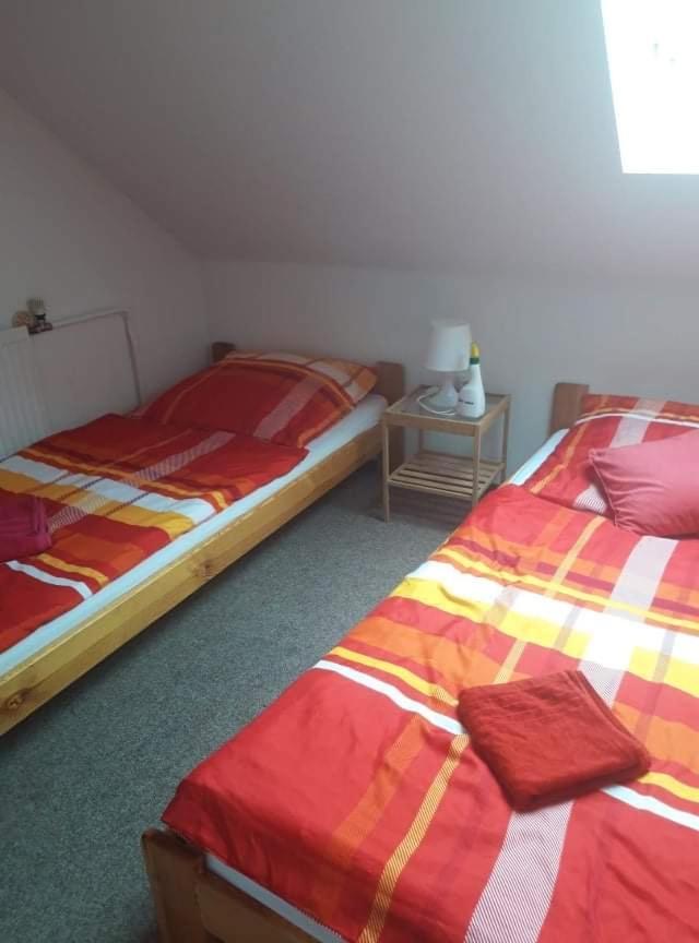 Bakin Bar Hotel Trebic Luaran gambar