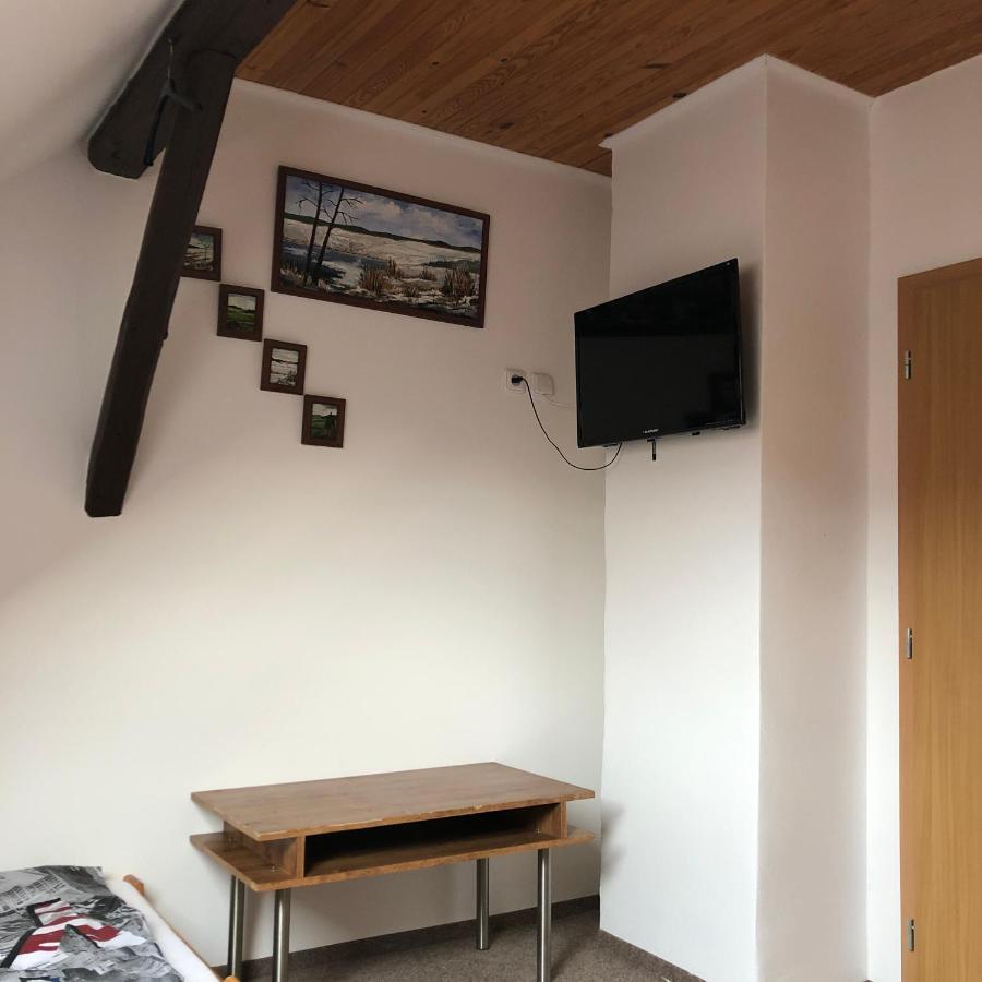 Bakin Bar Hotel Trebic Luaran gambar