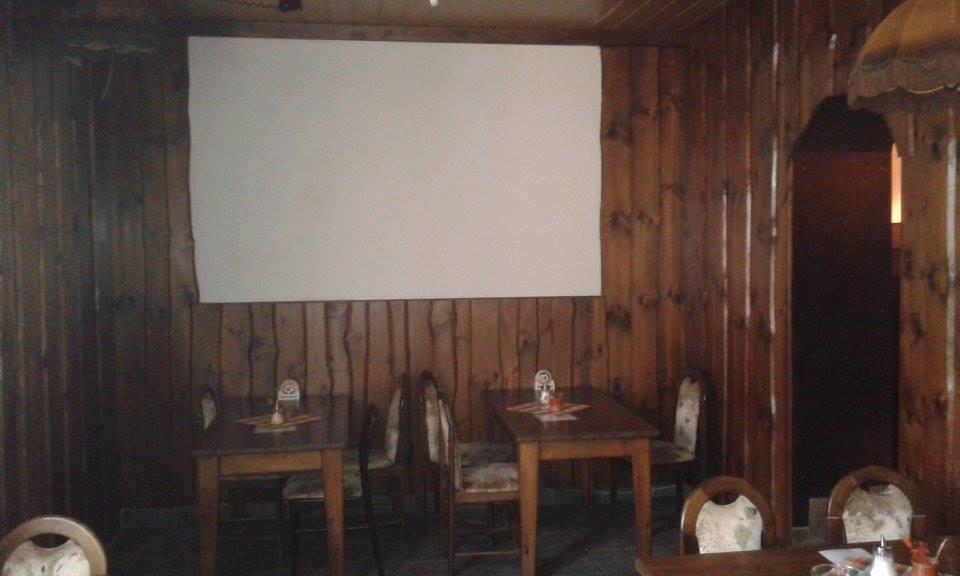 Bakin Bar Hotel Trebic Luaran gambar